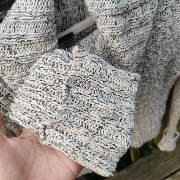 Free People Cozy Gray Cropped Cowl Neck Sweater - Picture 4 of 9